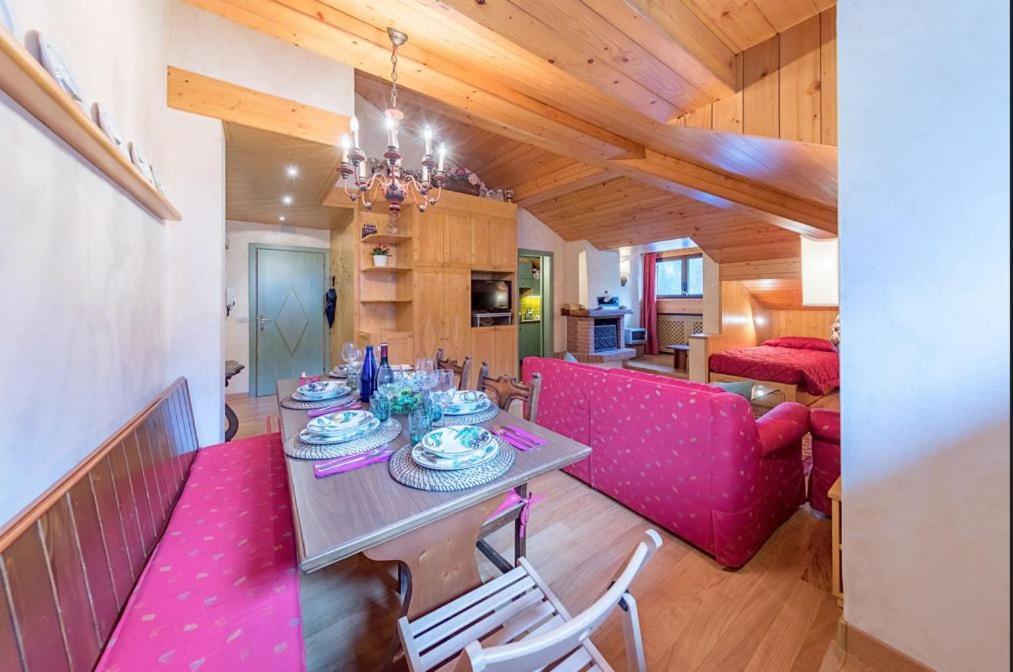 Apartmán Deliziosa Mansarda Ai Piedi Della Pista 3Tre Madonna Exteriér fotografie