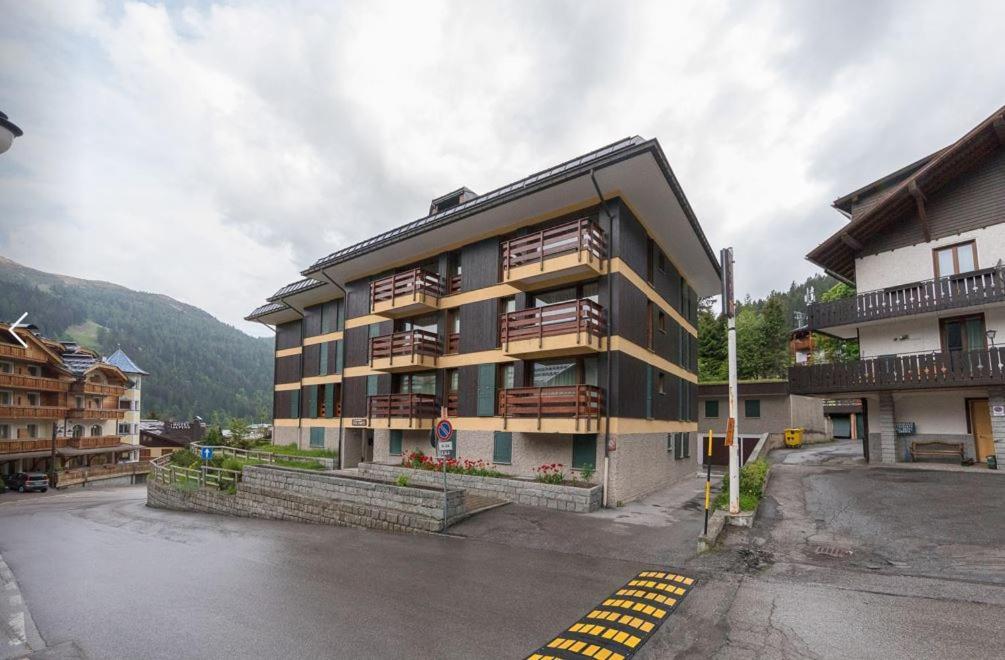 Apartmán Deliziosa Mansarda Ai Piedi Della Pista 3Tre Madonna Exteriér fotografie